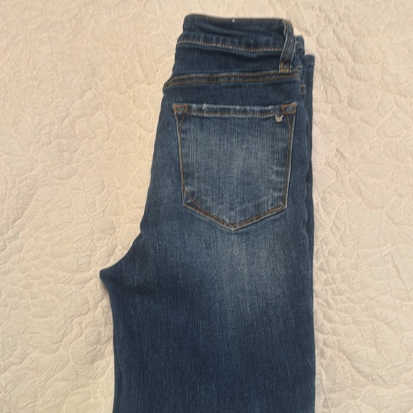 Gently used capris - Picture 3 of 6